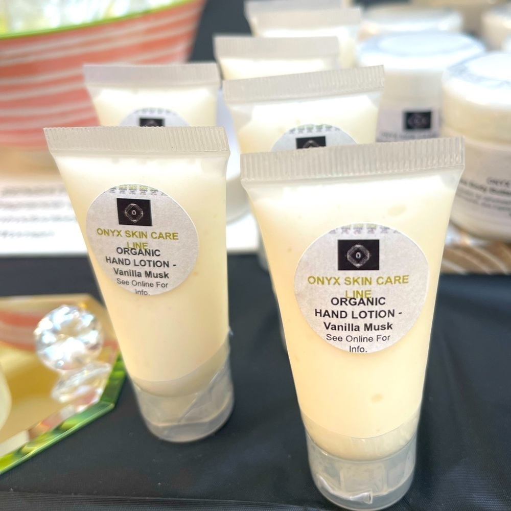 HAND LOTION SQUEEZE BOTTLES. Get 2  - 2 OZ. Bottles !!